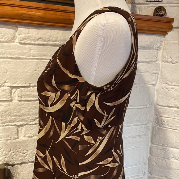 Dress - Picture 4 of 7